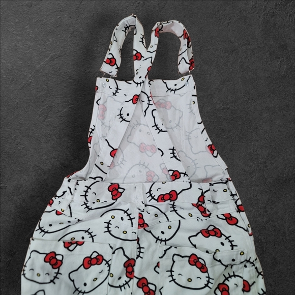 Hello Kitty Overalls Small - Picture 3 of 8